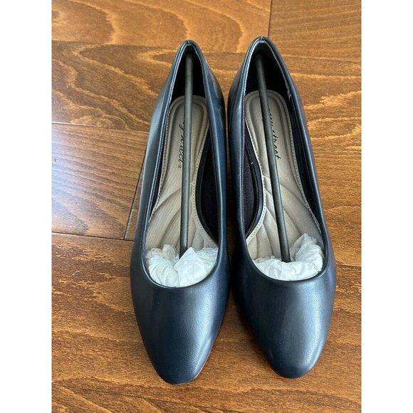 Easy Street Women's 10 N Heels Pumps Office Navy Blue Round Toe NEW - Picture 2 of 4
